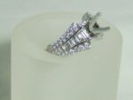 WHITE GOLD DIAMOND SEMI MOUNT WITH BAGUETTES